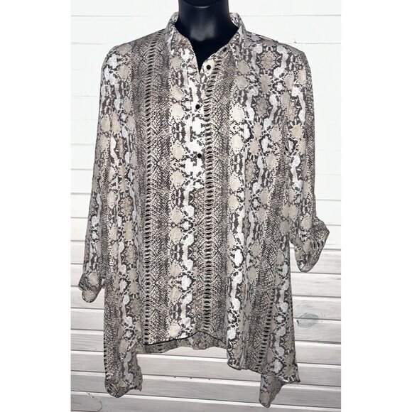 NWT Fred David Sz PLUS 1X Khaki Gray Snake Print Dipped Hem Popover Tunic - Picture 2 of 12